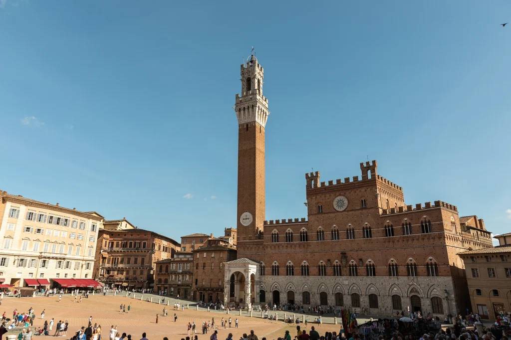 JULY AND AUGUST SPECIAL IN SIENA. SUMMER IS COMING!